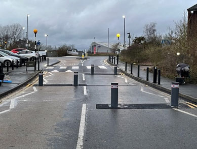 Traffic Barriers & Bollards - Gallery 4