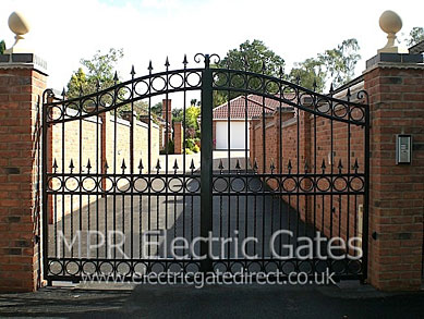 Residential Metal Gates (05)