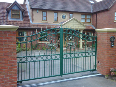 Residential Metal Gates (15)