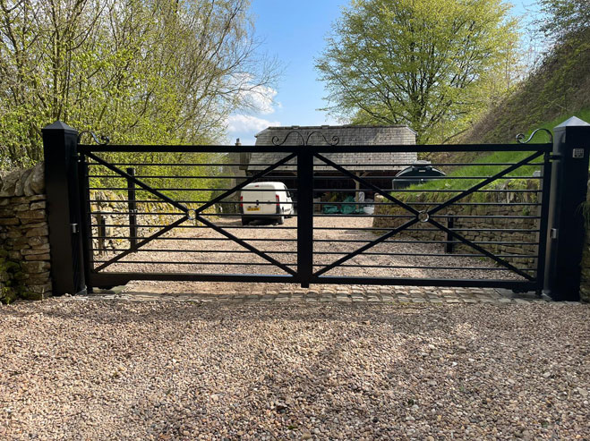 Residential Metal Gates (23)