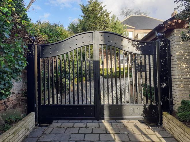 Residential Metal Gates (24)