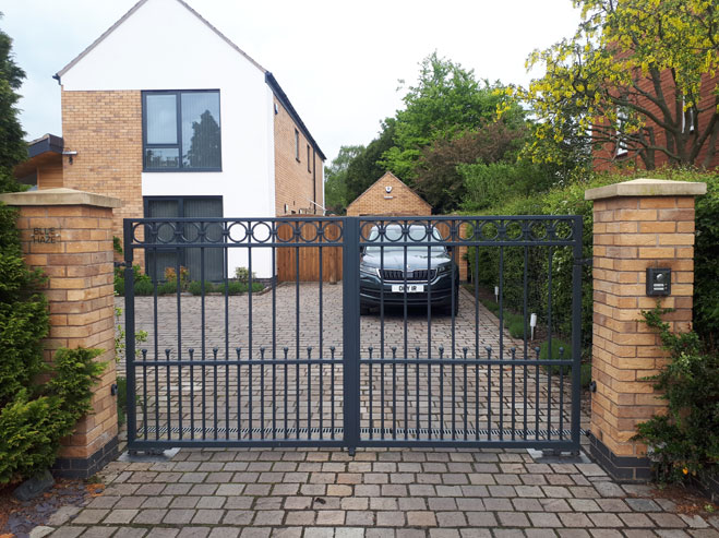 Residential Metal Gates (26)