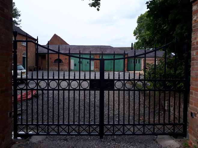 Residential Metal Gates (28)