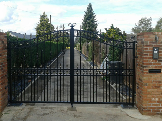 Residential Metal Gates (29)