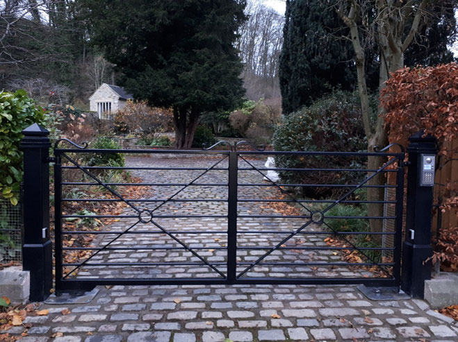 Residential Metal Gates (32)