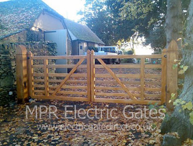 Wooden Gates - Gallery 1